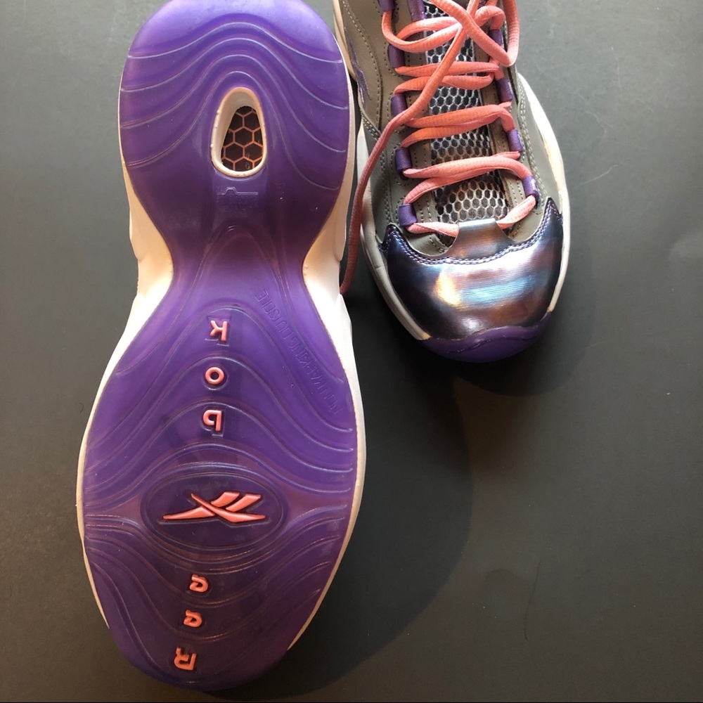 Reebok Iverson Sneakers Size women’s 6